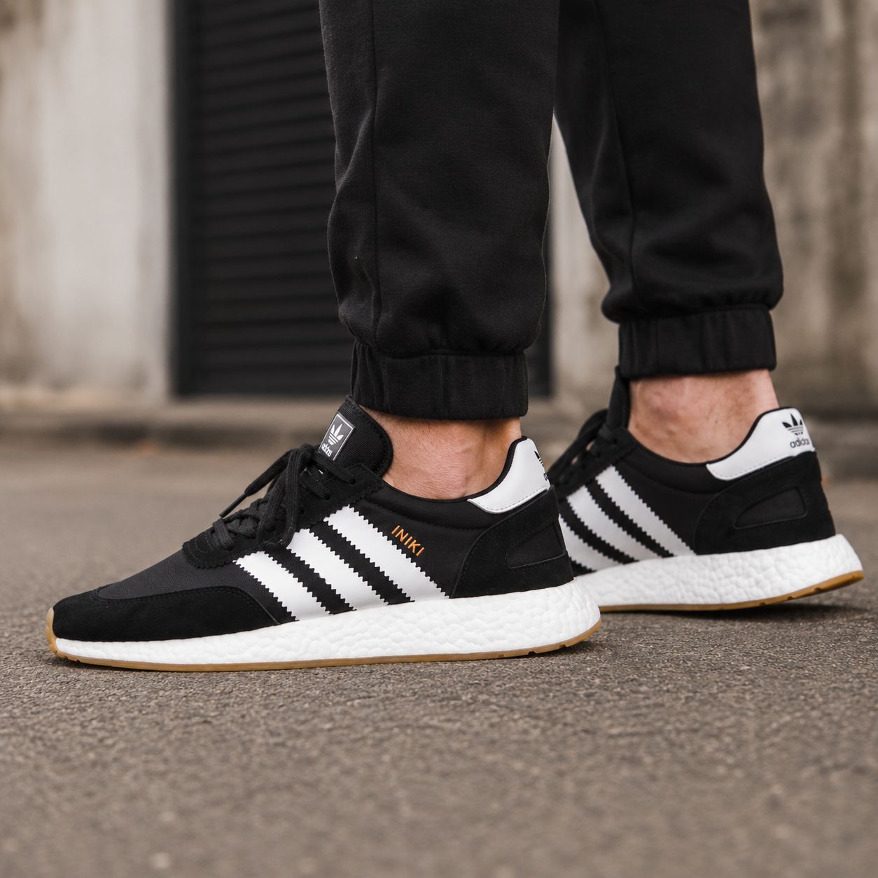 ADIDAS INIKI  | BLACK WHITE